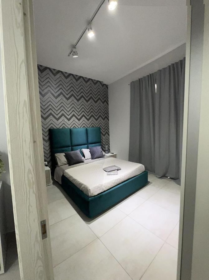Sky House Luxury Apartment *
